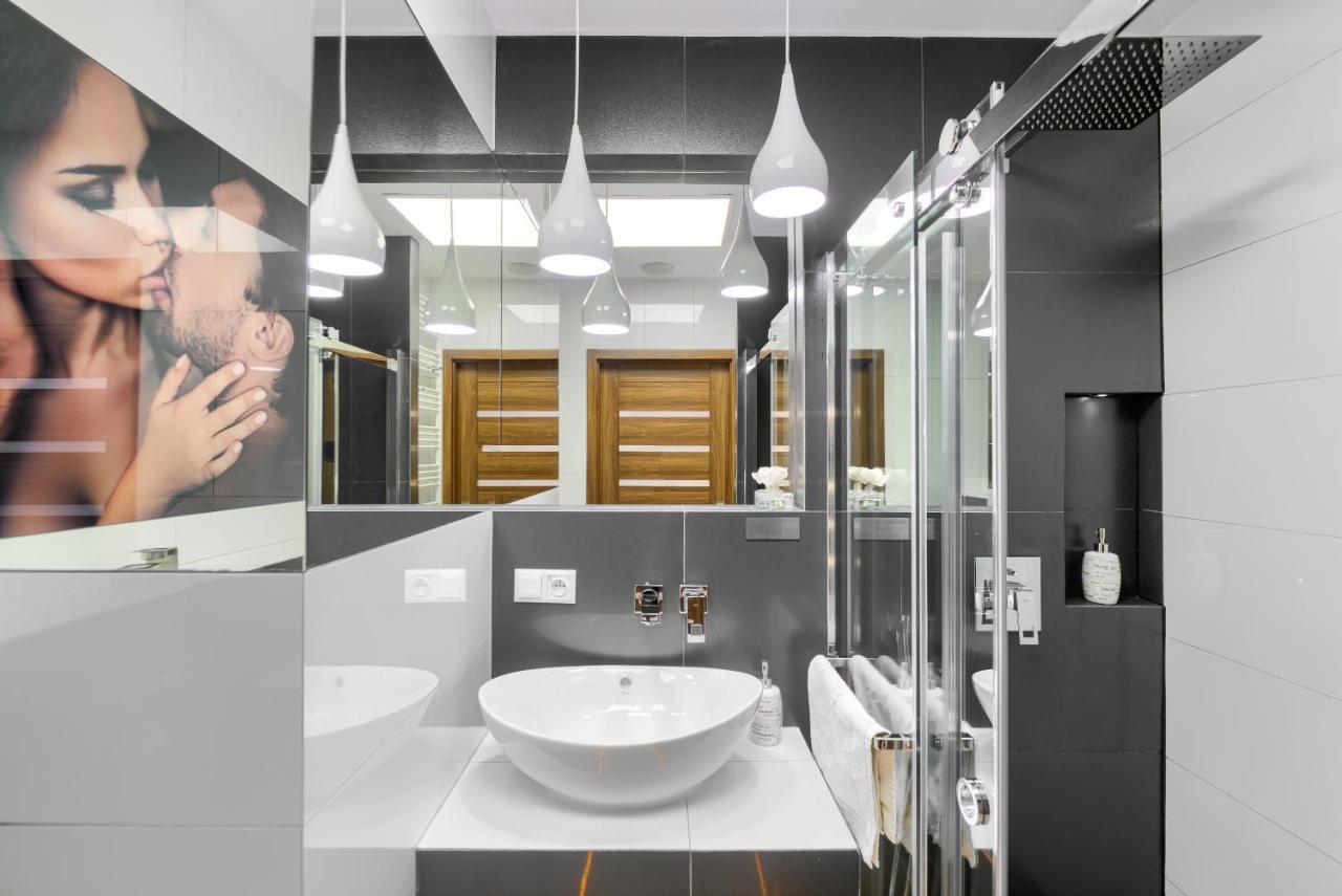 Leilighet Good Day Apartments- Private Parking New Town *