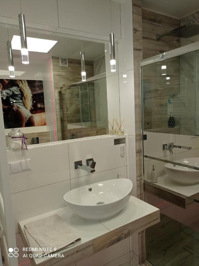 Good Day Apartments- Private Parking New Town Szczecin