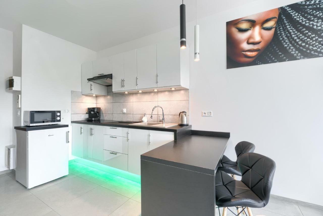 Apartmán Good Day Apartments- Private Parking New Town
