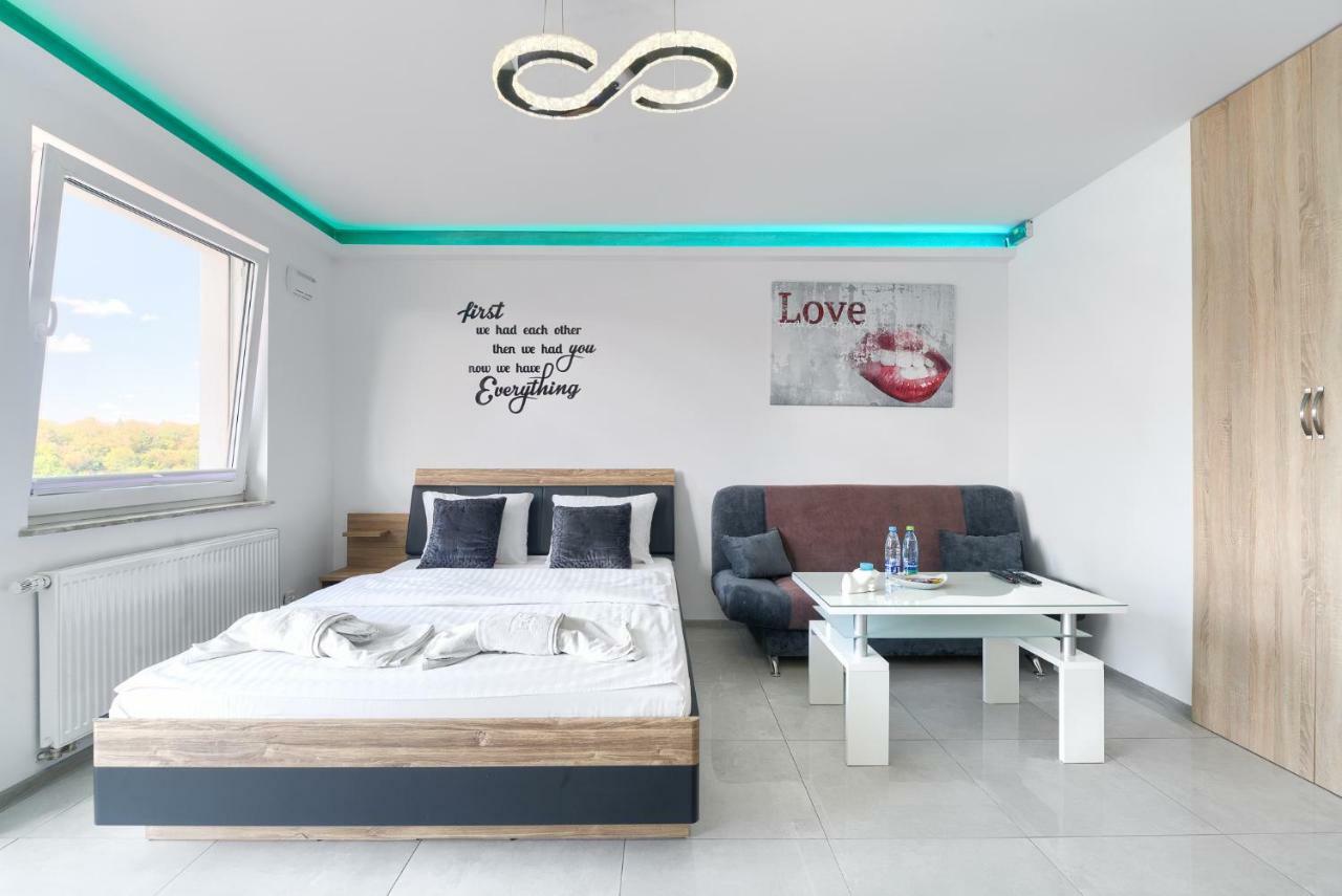 Good Day Apartments- Private Parking New Town Apartment Szczecin